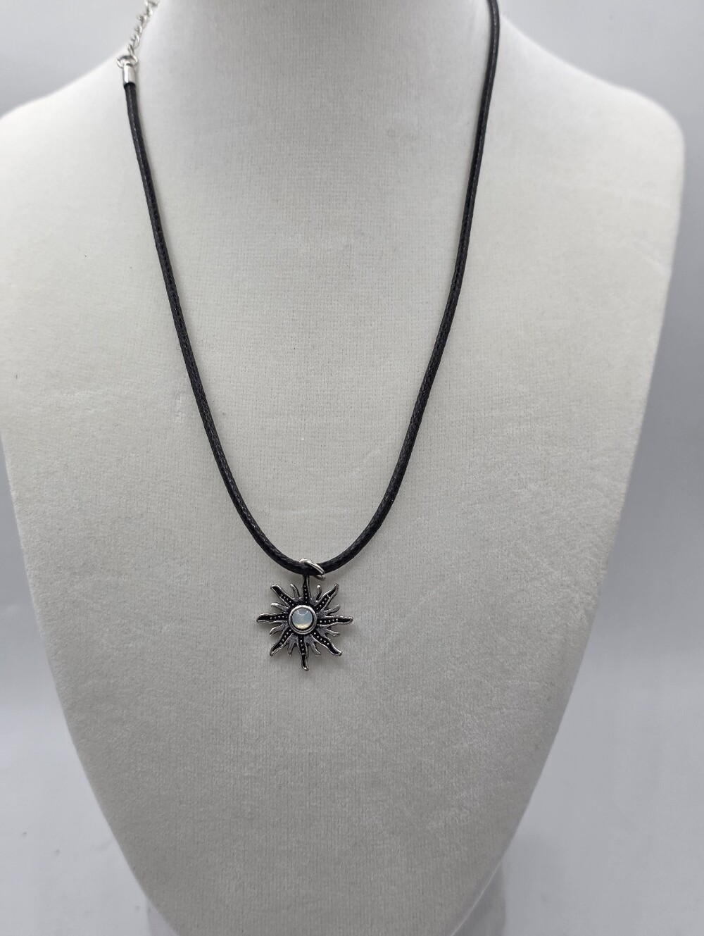 Black Cord Choker Necklace Silver Tone Sun Charm Pendant Adjustable Lobster 16"